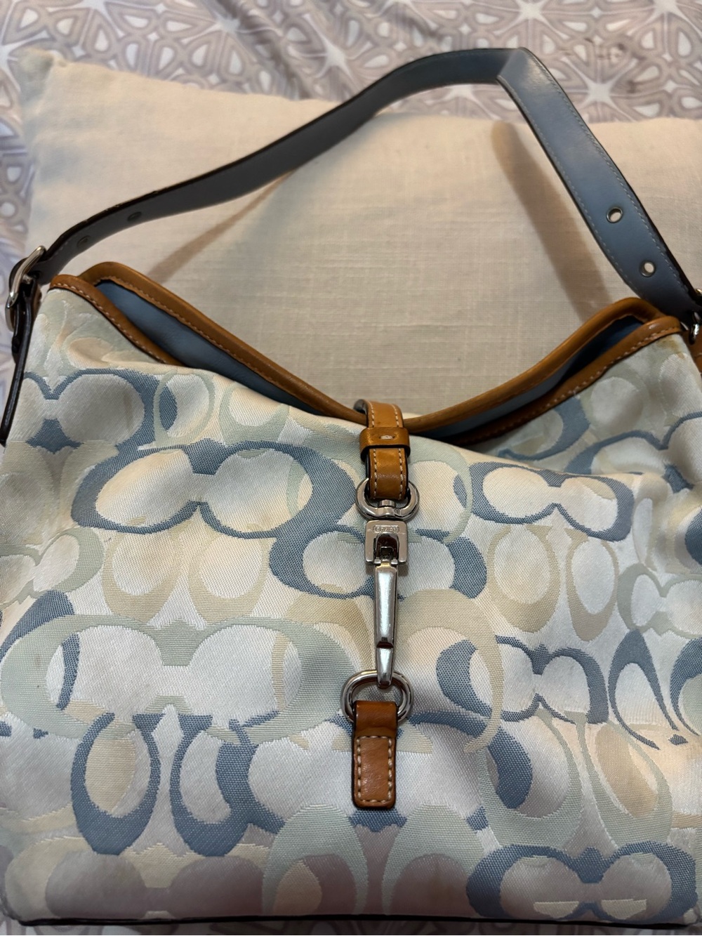 Coach Light Blue & White Signature Shoulder Bag with Tan Trim - Picture 4 of 9